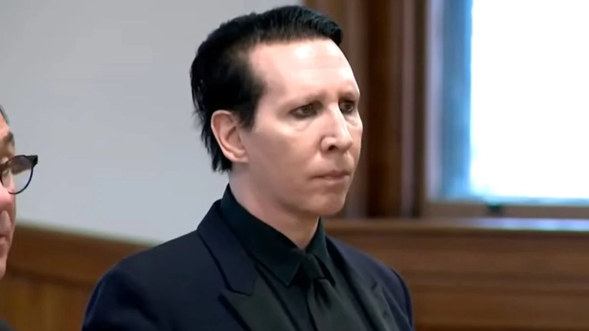 /images/noticias/Marilyn Manson sentenciado a pagar 1200 dollares.jpg